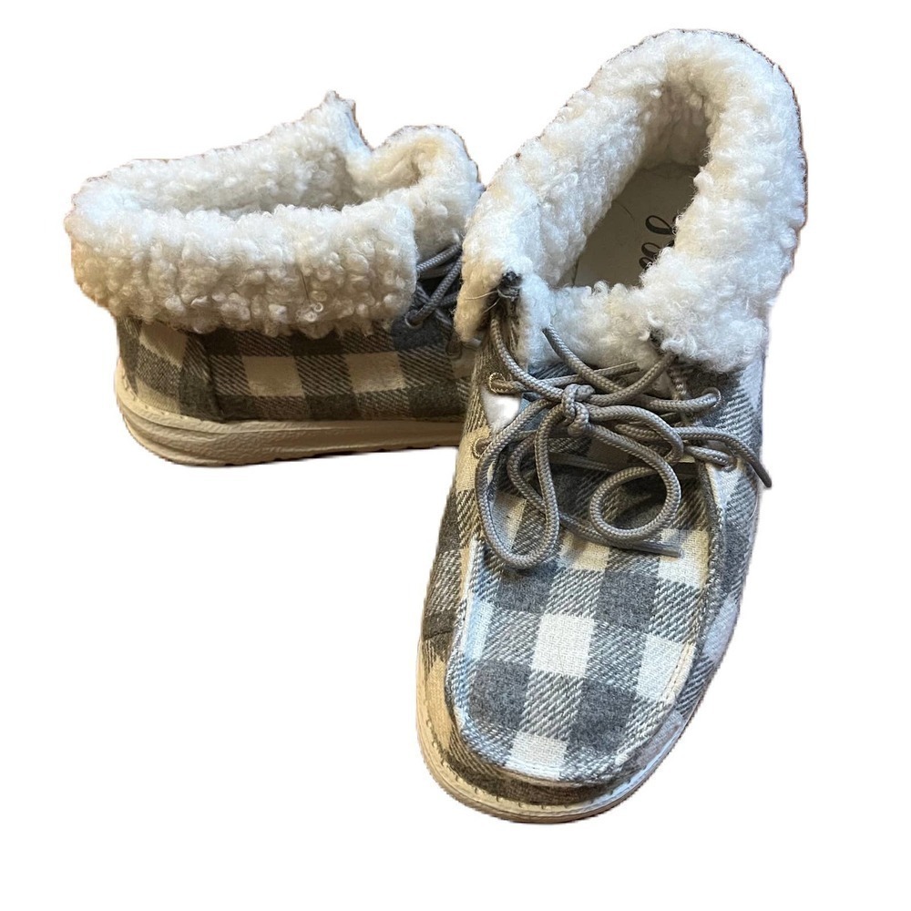 Gypsy Jazz Slip Ons Gray & White Plaid Size 7